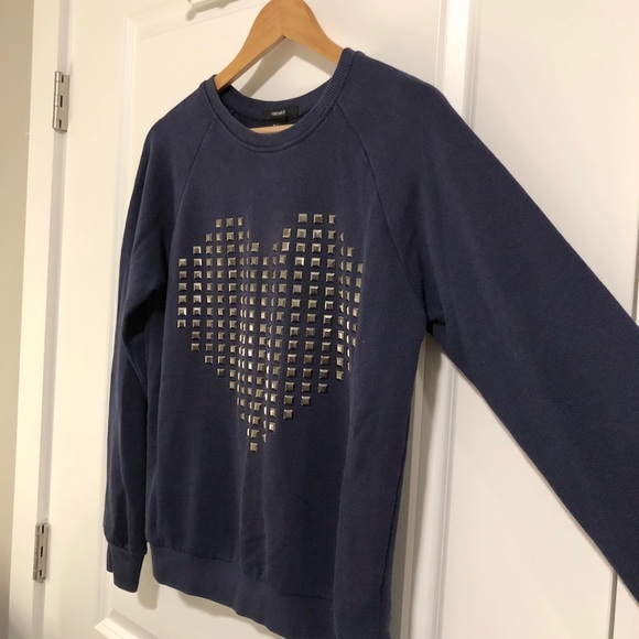 Forever 21 Metal Heart Sweatshirt size S - Picture 2 of 3